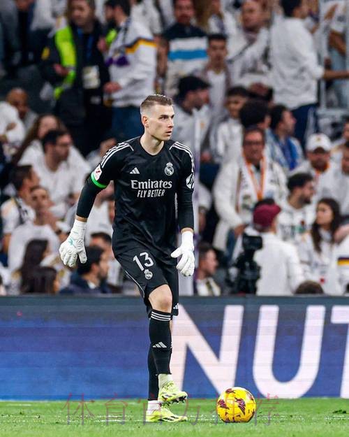 卢宁:为我的失误向队友道歉 想继续留在皇马效力 卢宁:为我的失误向队友道歉 想继续留在皇马效力